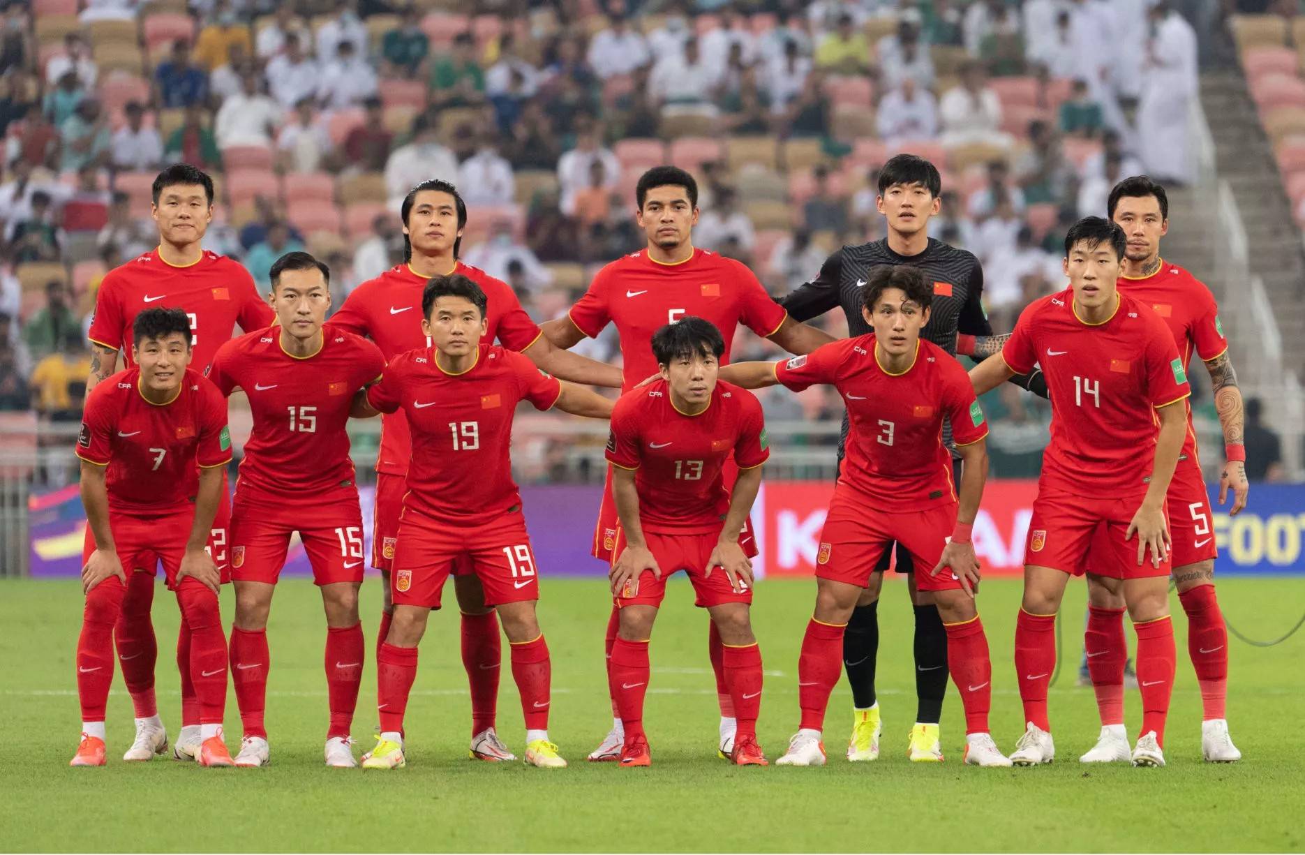 国内足球界赛事丰富多彩坚强队伍备战决胜的简单介绍